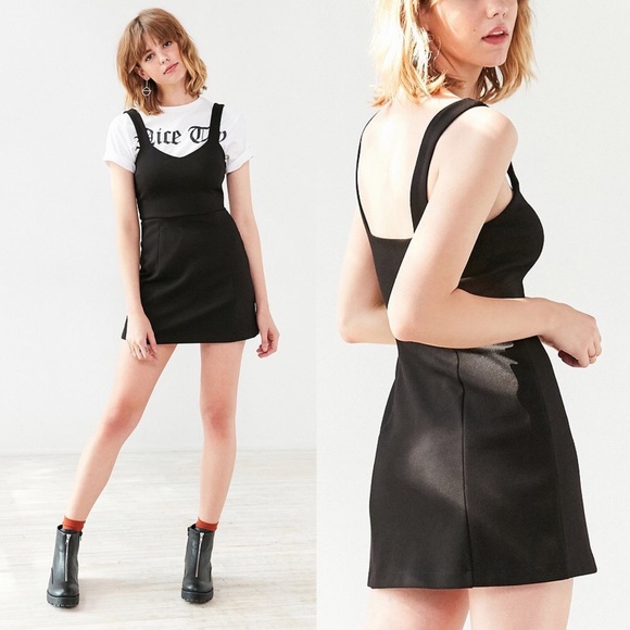 Urban Outfitters Dresses & Skirts - Silence + Noise Savina Black Ponte Mini Dress NWT